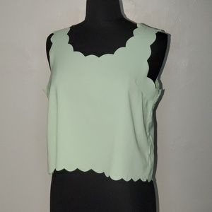 Mine mint scallop crop top